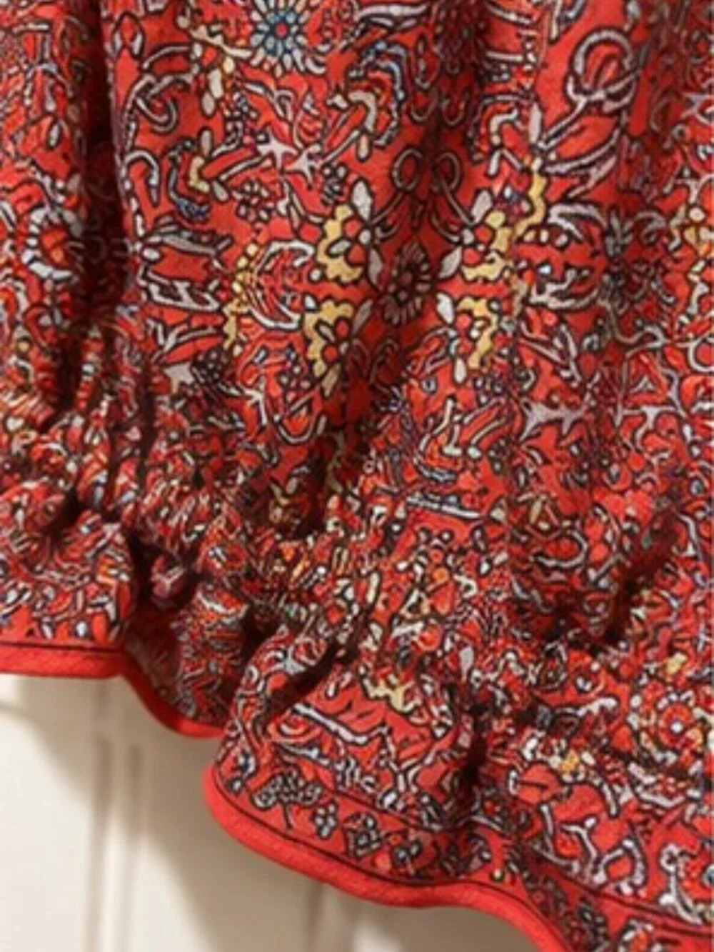 NWT Max Studio Coral Floral Medallion Print Flutter Sleeve Blouse Size Large - Picture 4 of 5